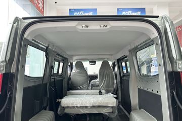 Զ�� ȫ������V7E���ܰ� 2025�� �ǻ۰� 7�� ���綯��� ����ʱ��50.2kWhͼƬ