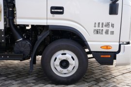 骏铃A9&nbsp;载货车外观                                                图片