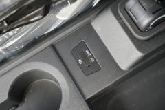 江淮 骏铃A9 舒适版 2.5L柴油 172马力 星瑞6档 3.85米排半栏板轻卡