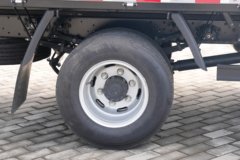 江淮 骏铃A9 舒适版 2.5L柴油 172马力 星瑞6档 3.85米排半栏板轻卡