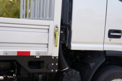 江淮 骏铃A9 舒适版 2.5L柴油 172马力 星瑞6档 3.85米排半栏板轻卡