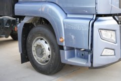 重汽汕德卡SITRAK G7M 6X4 纯电动牵引车 宁德时代528kWh