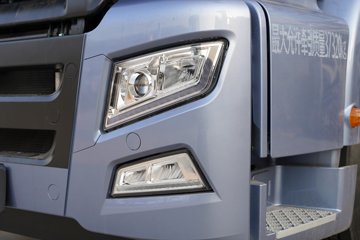 �����ǵ¿�SITRAK G7M 6X4 ���綯ǣ���� ����ʱ��528kWhͼƬ