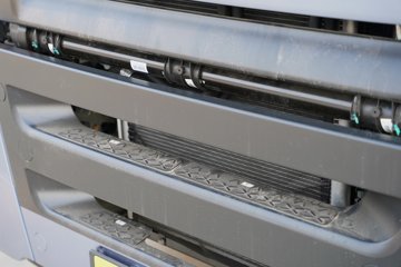 �����ǵ¿�SITRAK G7M 6X4 ���綯ǣ���� ����ʱ��528kWhͼƬ