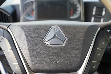 �����ǵ¿�SITRAK G7M 6X4 ���綯ǣ���� ����ʱ��528kWhͼƬ