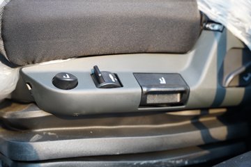 �����ǵ¿�SITRAK G7M 6X4 ���綯ǣ���� ����ʱ��528kWhͼƬ