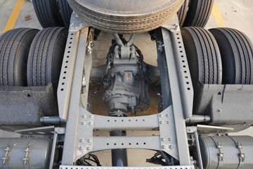 �����ǵ¿�SITRAK G7M 6X4 ���綯ǣ���� ����ʱ��528kWhͼƬ