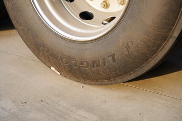 �����ǵ¿�SITRAK G7M 6X4 ���綯ǣ���� ����ʱ��528kWhͼƬ