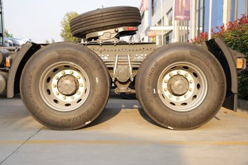 �����ǵ¿�SITRAK G7M 6X4 ���綯ǣ���� ����ʱ��528kWhͼƬ