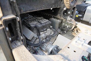 �����ǵ¿�SITRAK G7M 6X4 ���綯ǣ���� ����ʱ��528kWhͼƬ