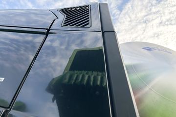 �����ƺ�H7 14.6L LNG 630���� 6X4 �й�����16�� AMT�Զ��� ǣ����ͼƬ