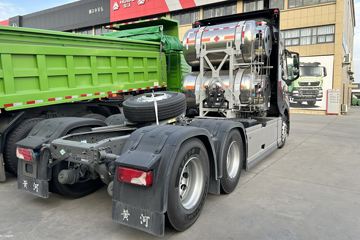 �����ƺ�H7 14.6L LNG 630���� 6X4 �й�����16�� AMT�Զ��� ǣ����ͼƬ