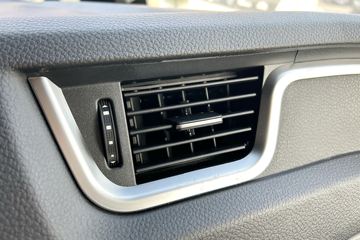 �����ƺ�H7 14.6L LNG 630���� 6X4 �й�����16�� AMT�Զ��� ǣ����ͼƬ