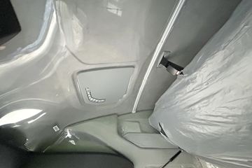 �����ƺ�H7 14.6L LNG 630���� 6X4 �й�����16�� AMT�Զ��� ǣ����ͼƬ