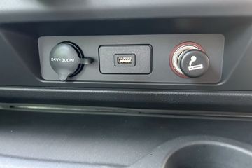 �����ƺ�H7 14.6L LNG 630���� 6X4 �й�����16�� AMT�Զ��� ǣ����ͼƬ