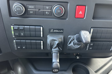 �����ƺ�H7 14.6L LNG 630���� 6X4 �й�����16�� AMT�Զ��� ǣ����ͼƬ