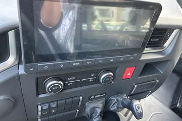 �����ƺ�H7 14.6L LNG 630���� 6X4 �й�����16�� AMT�Զ��� ǣ����ͼƬ