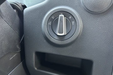 �����ƺ�H7 14.6L LNG 630���� 6X4 �й�����16�� AMT�Զ��� ǣ����ͼƬ