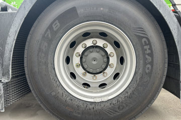 �����ƺ�H7 14.6L LNG 630���� 6X4 �й�����16�� AMT�Զ��� ǣ����ͼƬ