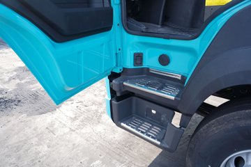 �й������ɶ����ó�����V7-X 6X4 ����ʽ���綯ǣ���� ����ʱ��400kWhͼƬ