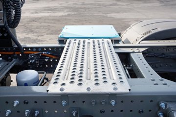 �й������ɶ����ó�����V7-X 6X4 ����ʽ���綯ǣ���� ����ʱ��400kWhͼƬ