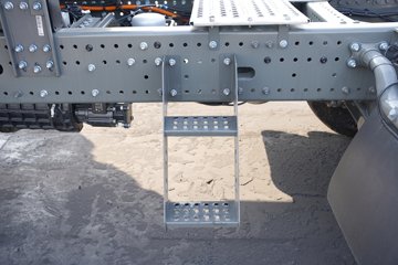 �й������ɶ����ó�����V7-X 6X4 ����ʽ���綯ǣ���� ����ʱ��400kWhͼƬ