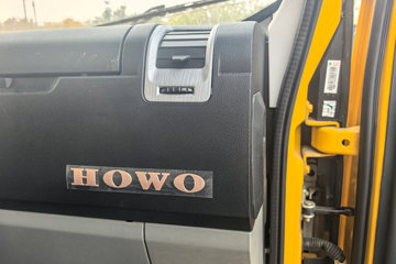 �й�����HOWO ���� 160���� 4X2 ��ѩ��(˼������)ͼƬ