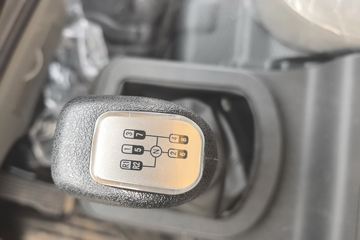 �й�����HOWO ���� 160���� 4X2 ��ѩ��(˼������)ͼƬ