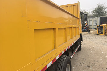 �й�����HOWO ���� 160���� 4X2 ��ѩ��(˼������)ͼƬ