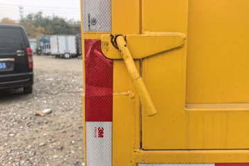 �й�����HOWO ���� 160���� 4X2 ��ѩ��(˼������)ͼƬ