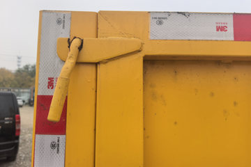 �й�����HOWO ���� 160���� 4X2 ��ѩ��(˼������)ͼƬ