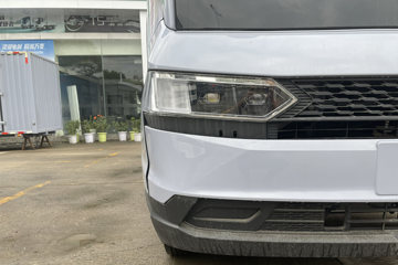 ���ǵ�T5DM �Ƽ��� 4.5T 4.03�׵��Ų��ʽ���̻�϶�����ʽ�Ῠ55.39kWhͼƬ