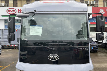 ���ǵ�T5DM �Ƽ��� 4.5T 4.03�׵��Ų��ʽ���̻�϶�����ʽ�Ῠ55.39kWhͼƬ