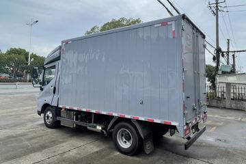 ���ǵ�T5DM �Ƽ��� 4.5T 4.03�׵��Ų��ʽ���̻�϶�����ʽ�Ῠ55.39kWhͼƬ