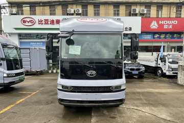 ���ǵ�T5DM �Ƽ��� 4.5T 4.03�׵��Ų��ʽ���̻�϶�����ʽ�Ῠ55.39kWhͼƬ