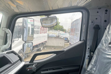 ���ǵ�T5DM �Ƽ��� 4.5T 4.03�׵��Ų��ʽ���̻�϶�����ʽ�Ῠ55.39kWhͼƬ