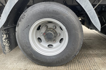 ���ǵ�T5DM �Ƽ��� 4.5T 4.03�׵��Ų��ʽ���̻�϶�����ʽ�Ῠ55.39kWhͼƬ
