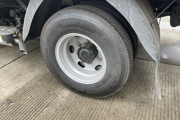 ���ǵ�T5DM �Ƽ��� 4.5T 4.03�׵��Ų��ʽ���̻�϶�����ʽ�Ῠ55.39kWhͼƬ