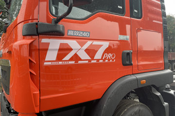 ����HOWO TX7 4.6L���� 240���� �й�����8�� 9.6����ʽ�ػ���ͼƬ