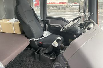 ����HOWO TX7 4.6L���� 240���� �й�����8�� 9.6����ʽ�ػ���ͼƬ