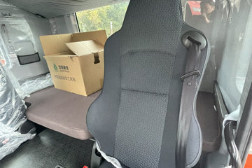 ����HOWO TX7 4.6L���� 240���� �й�����8�� 9.6����ʽ�ػ���ͼƬ