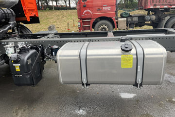 ����HOWO TX7 4.6L���� 240���� �й�����8�� 9.6����ʽ�ػ���ͼƬ