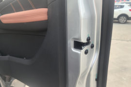 瑞沃S3&nbsp;载货车驾驶室                                               图片