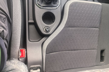 ��������S3 2.5L���� 150���� ������5�� 4.17�׵��������ῨͼƬ