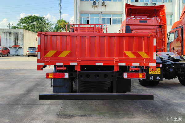 �Ϻ����J6L�ػ���ϵ�У������Żݣ���3.98�򣬸Ͽ�������