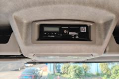 一汽解放 J6L中卡 经典版 240马力 4X2 6.75米栏板载货车(平顶) 一汽解放 J6L中卡 经典版 240马力 4X2 6.75米栏板载货车(平顶)