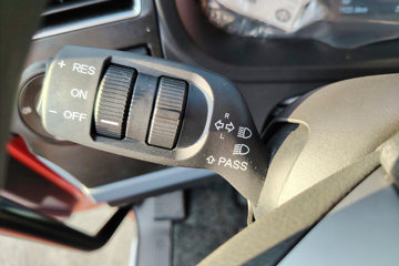 һ����� J6L�п� ����� 240���� 4X2 6.75�������ػ���(ƽ��)ͼƬ