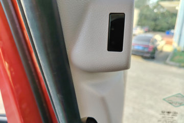 һ����� J6L�п� ����� 240���� 4X2 6.75�������ػ���(ƽ��)ͼƬ