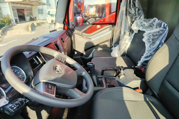 һ����� J6L�п� ����� 240���� 4X2 6.75�������ػ���(ƽ��)ͼƬ