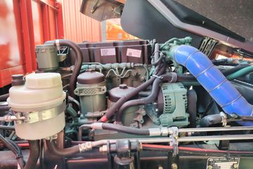 һ����� J6L�п� ����� 240���� 4X2 6.75�������ػ���(ƽ��)ͼƬ